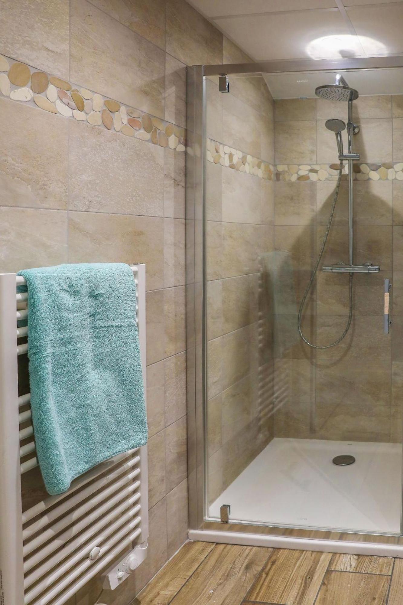 Hotel O Chiroulet Bagneres-de-Bigorre Phòng bức ảnh