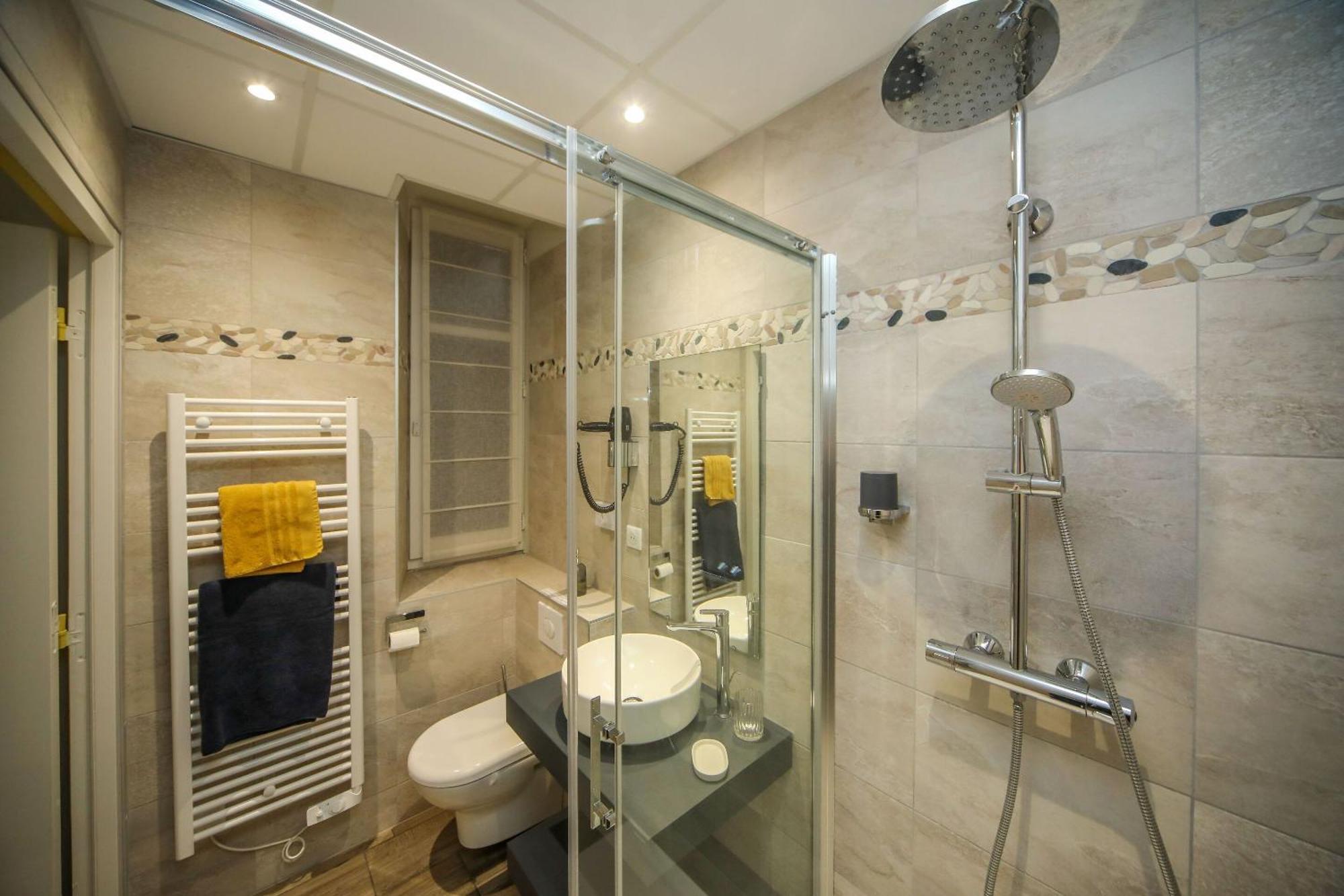 Hotel O Chiroulet Bagneres-de-Bigorre Phòng bức ảnh